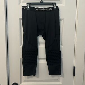 Coolomg XL Black Padded Knee Baselayer
